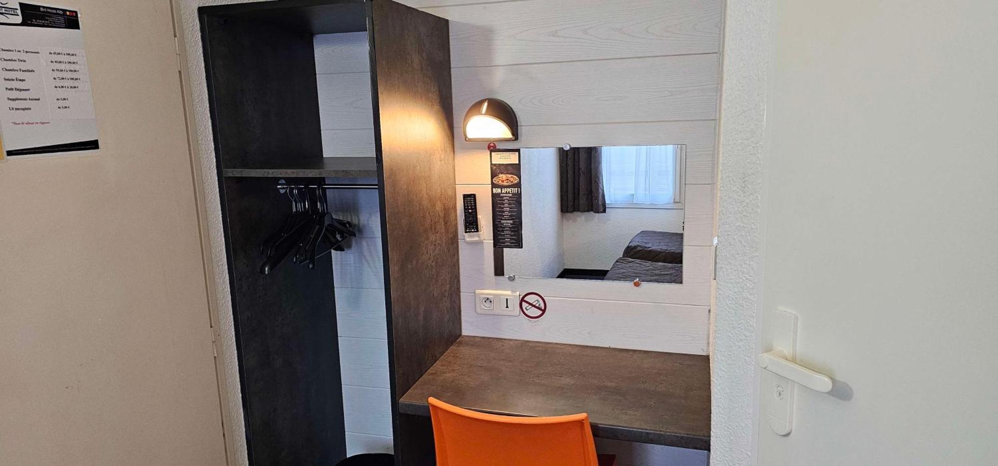Brit Hotel Essentiel Albi Parc Des Expos Le Sequestre Dış mekan fotoğraf